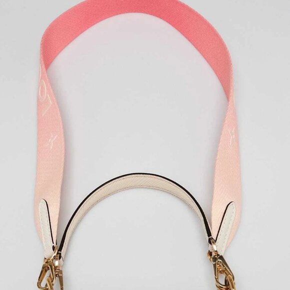 Louis Vuitton Quartz/Pink Epi Leather Twist PM Bag - Picture 5 of 9